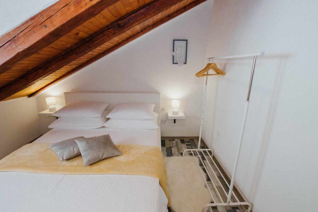 Apartment Toma Trogir Zewnętrze zdjęcie