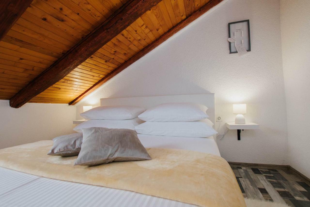 Apartment Toma Trogir Zewnętrze zdjęcie
